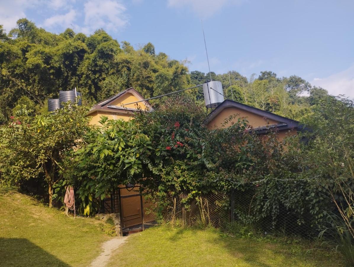 Hotel Tourist Residency Pokhara Bagian luar foto