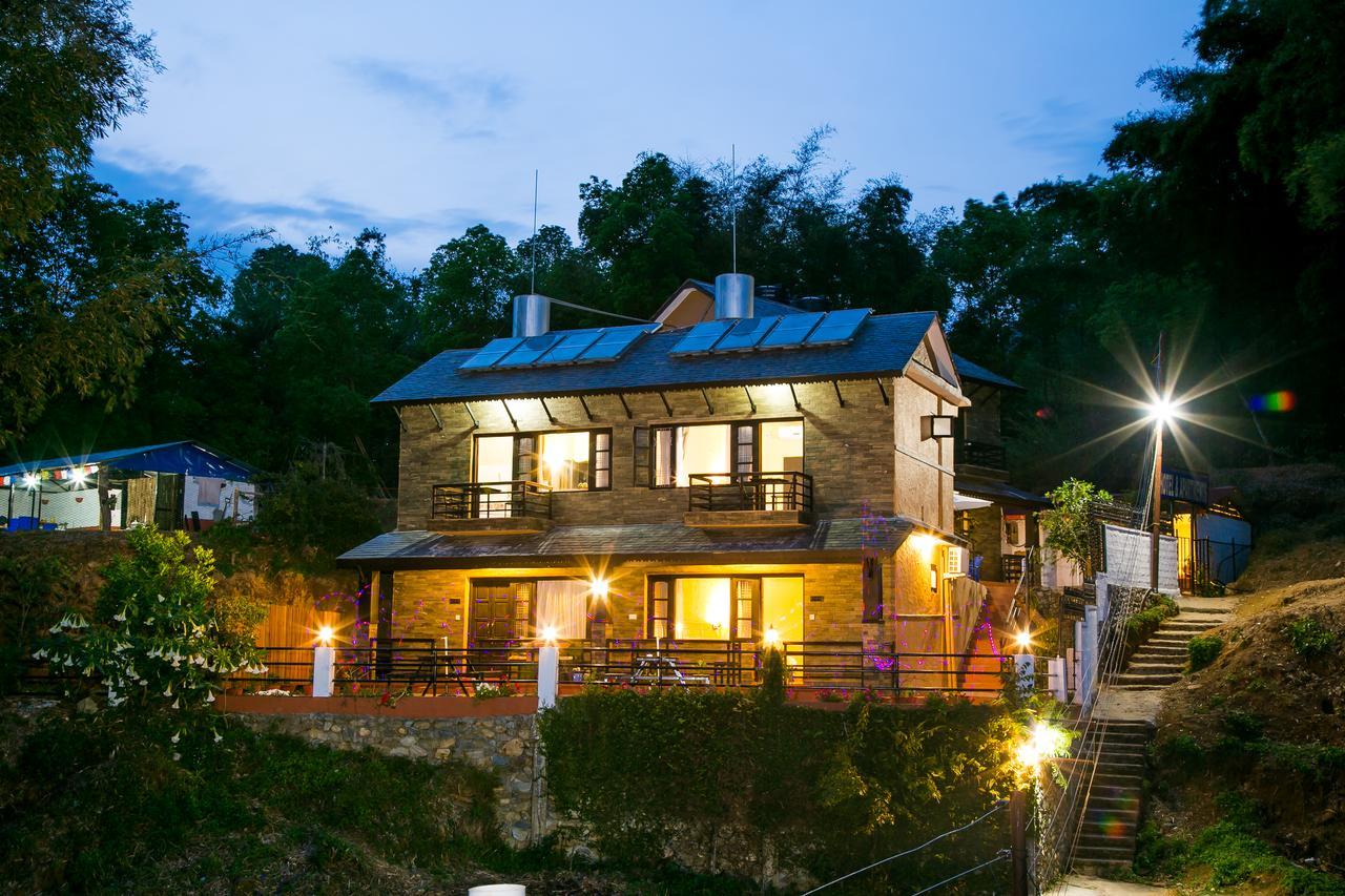 Hotel Tourist Residency Pokhara Bagian luar foto